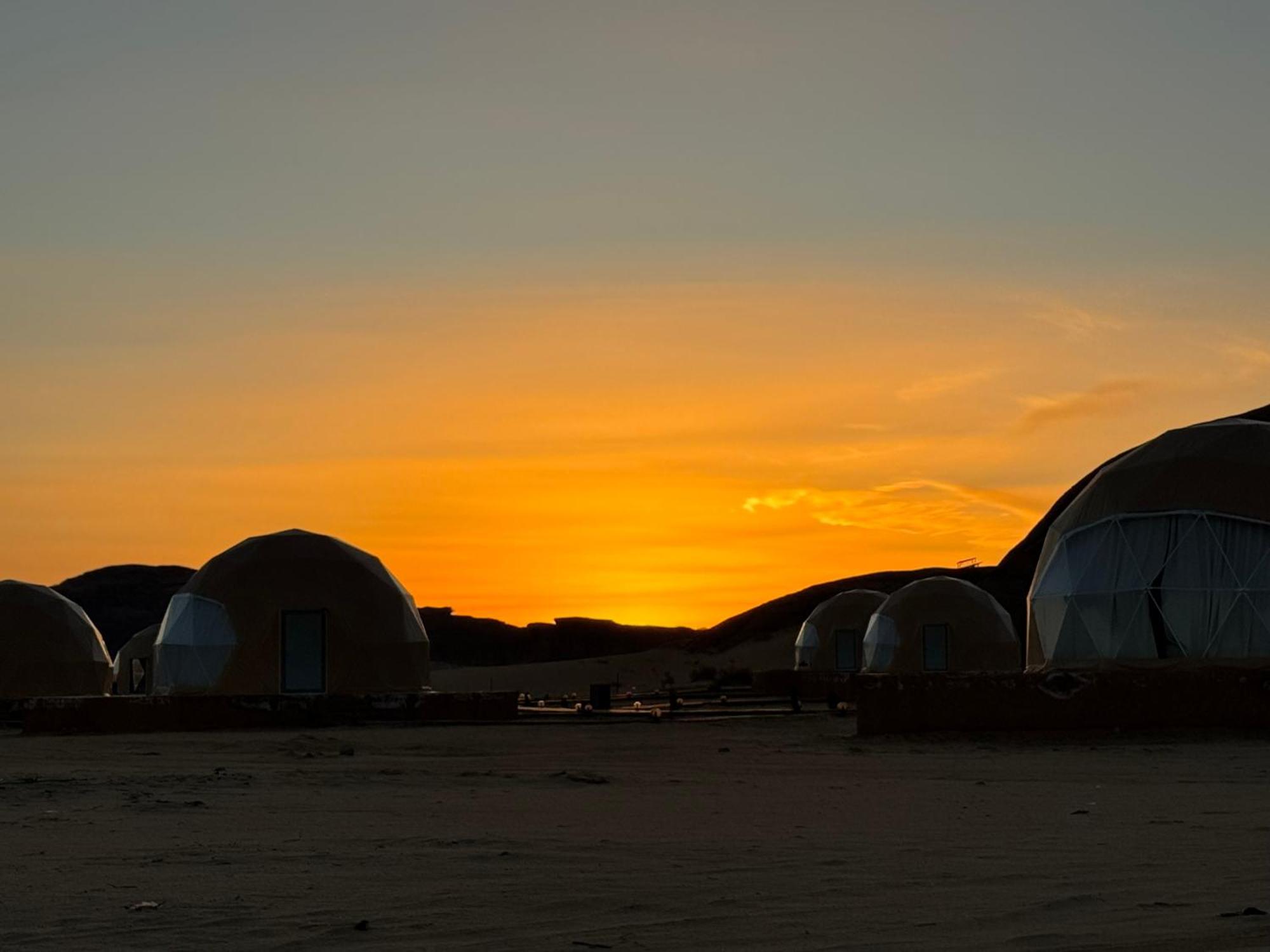 Wadi Rum Anwar Luxury Camp Екстериор снимка