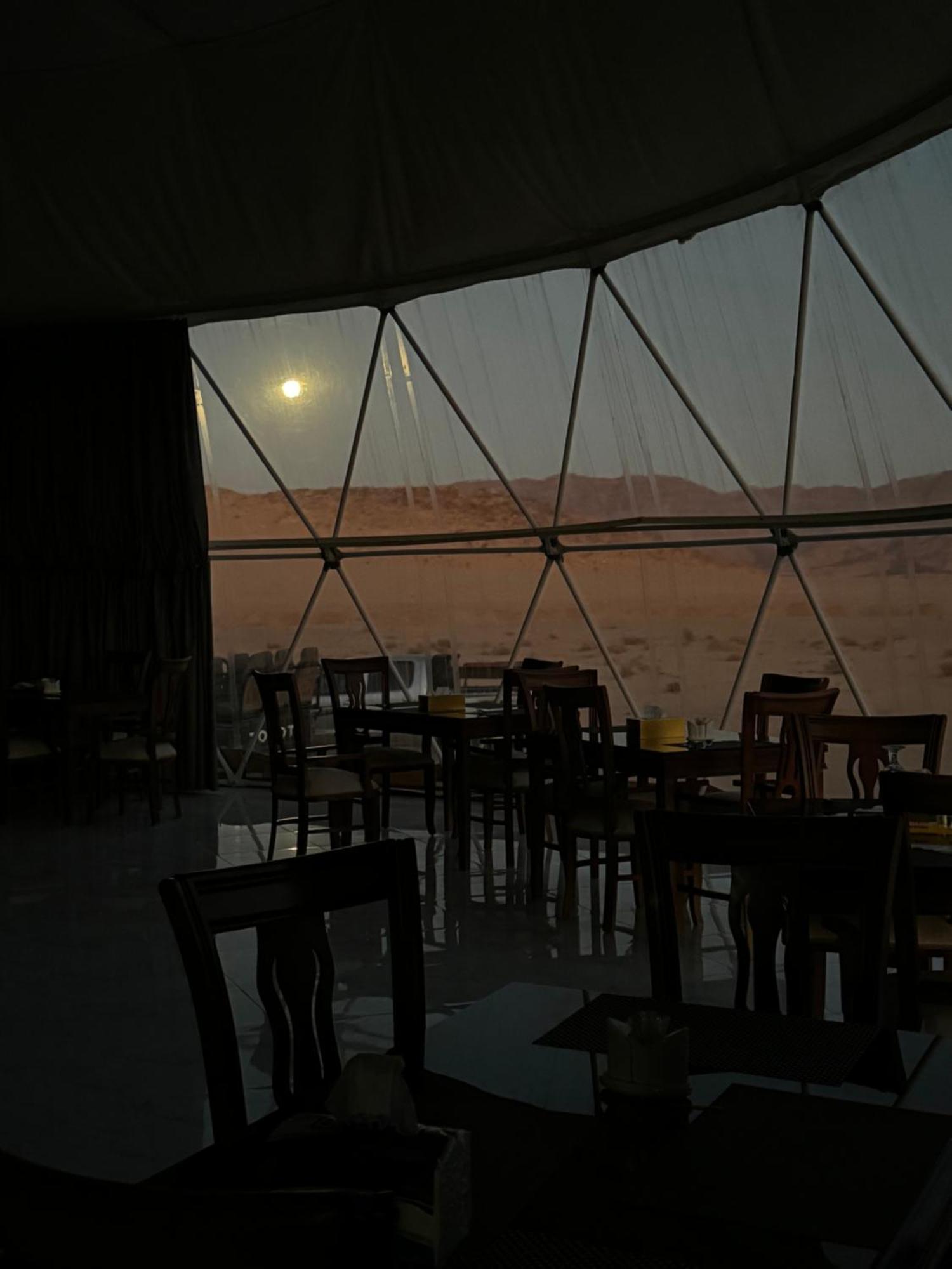 Wadi Rum Anwar Luxury Camp Екстериор снимка