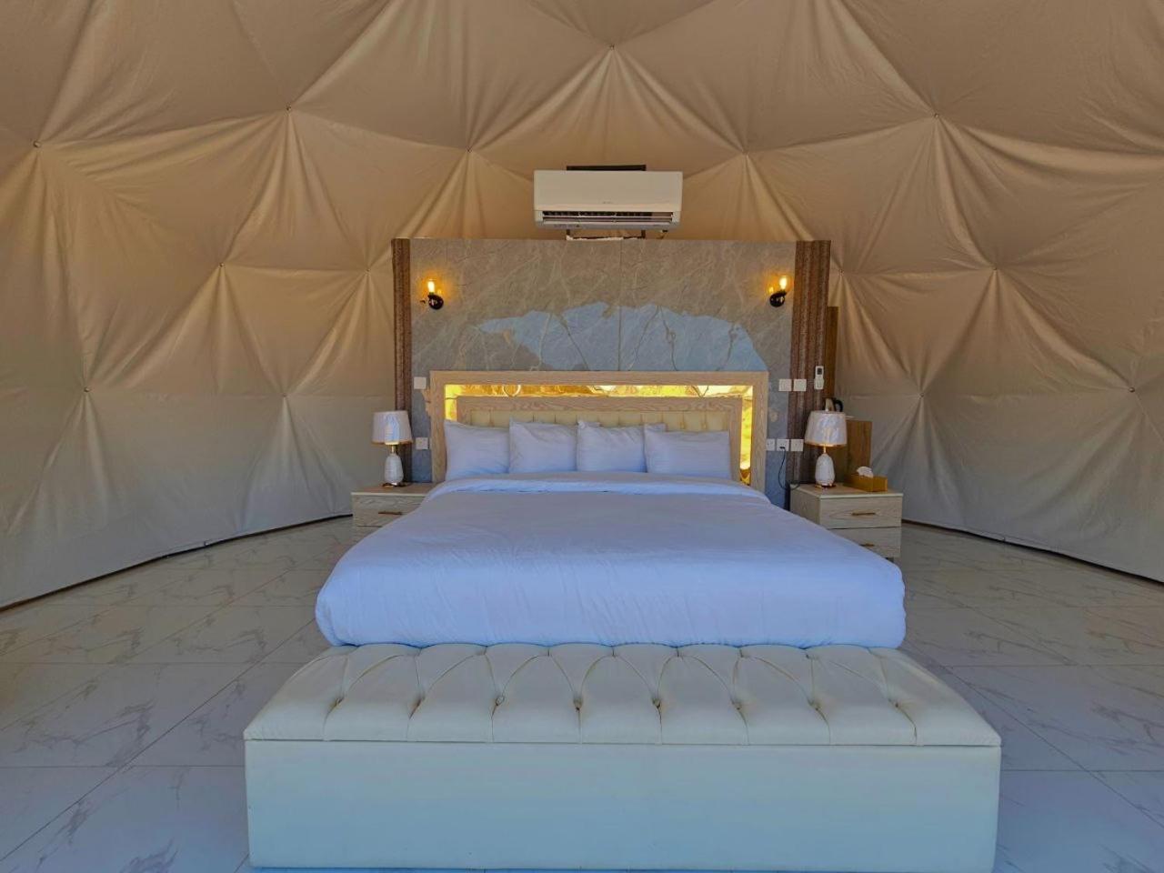Wadi Rum Anwar Luxury Camp Екстериор снимка